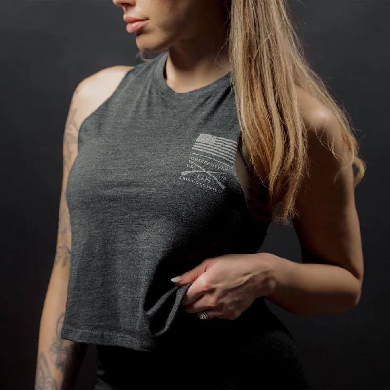 Women's Strength Through Suffering Cropped Tank - Dark Heather Gray